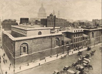 Photograph of Newgate Prison in 1900